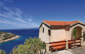 2 Bedroom Lovely Apartment In Blato